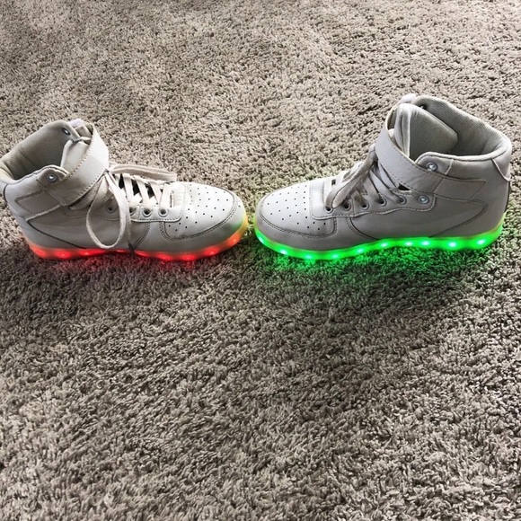 Light Up Air Force 1 Highs - Picture 2 of 4